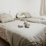 Casa Costas, Maretas *