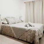 Casa Costas, Maretas *